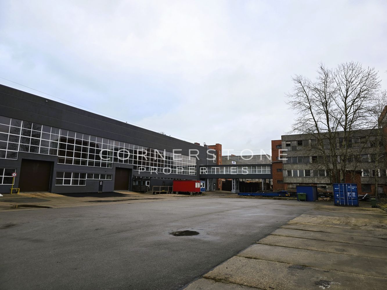 Noliktavu un ražošanas telpu komplekss Uriekstes 4A