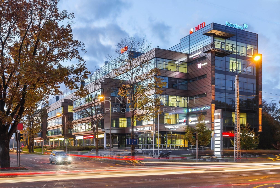 Biroja telpas 136 m², Vienības gatvē 109