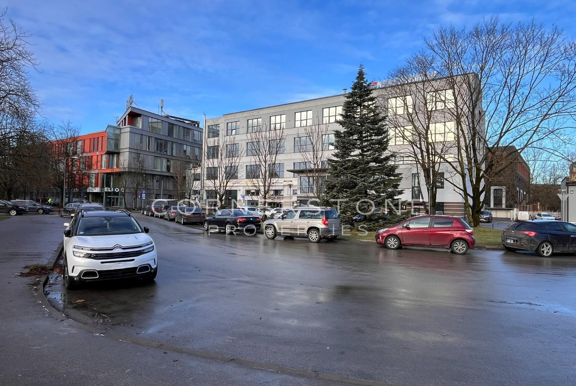 Birojs 104,5 m², Mazā Krasta ielā 83
