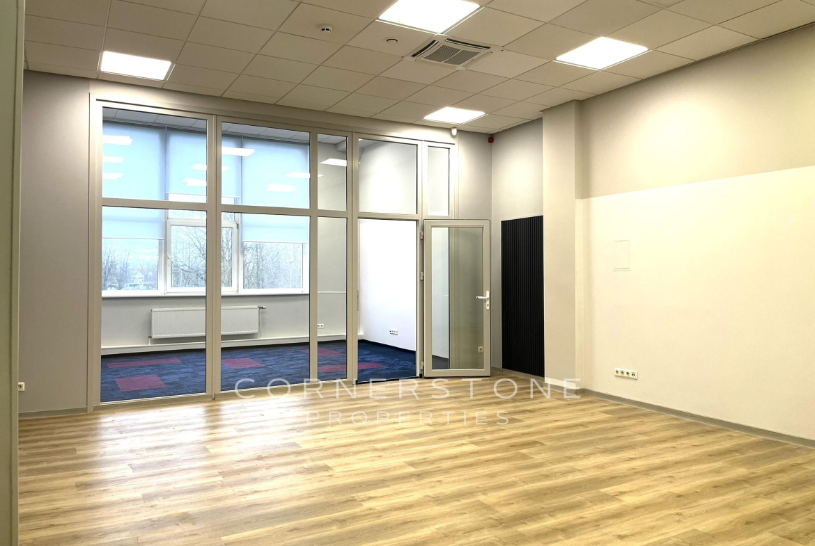 Birojs 104,5 m², Mazā Krasta ielā 83