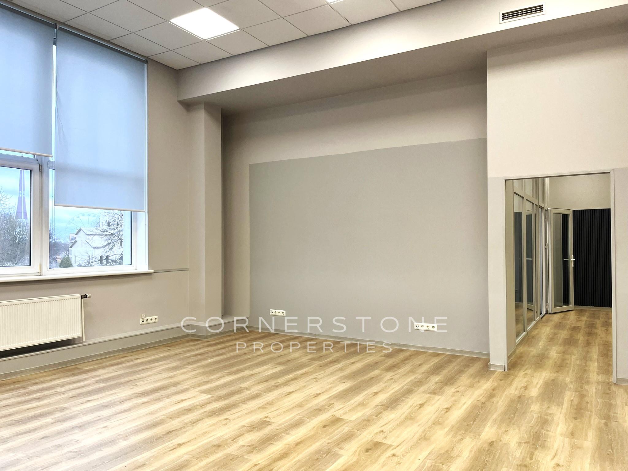 Birojs 104,5 m², Mazā Krasta ielā 83