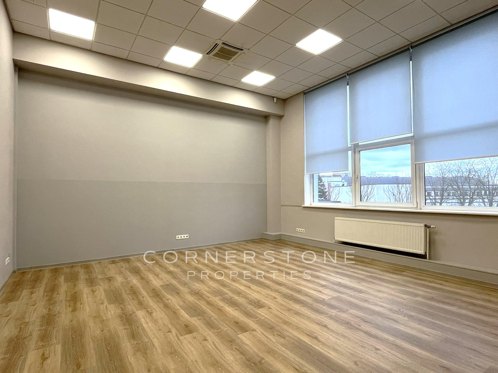 Birojs 104,5 m², Mazā Krasta ielā 83