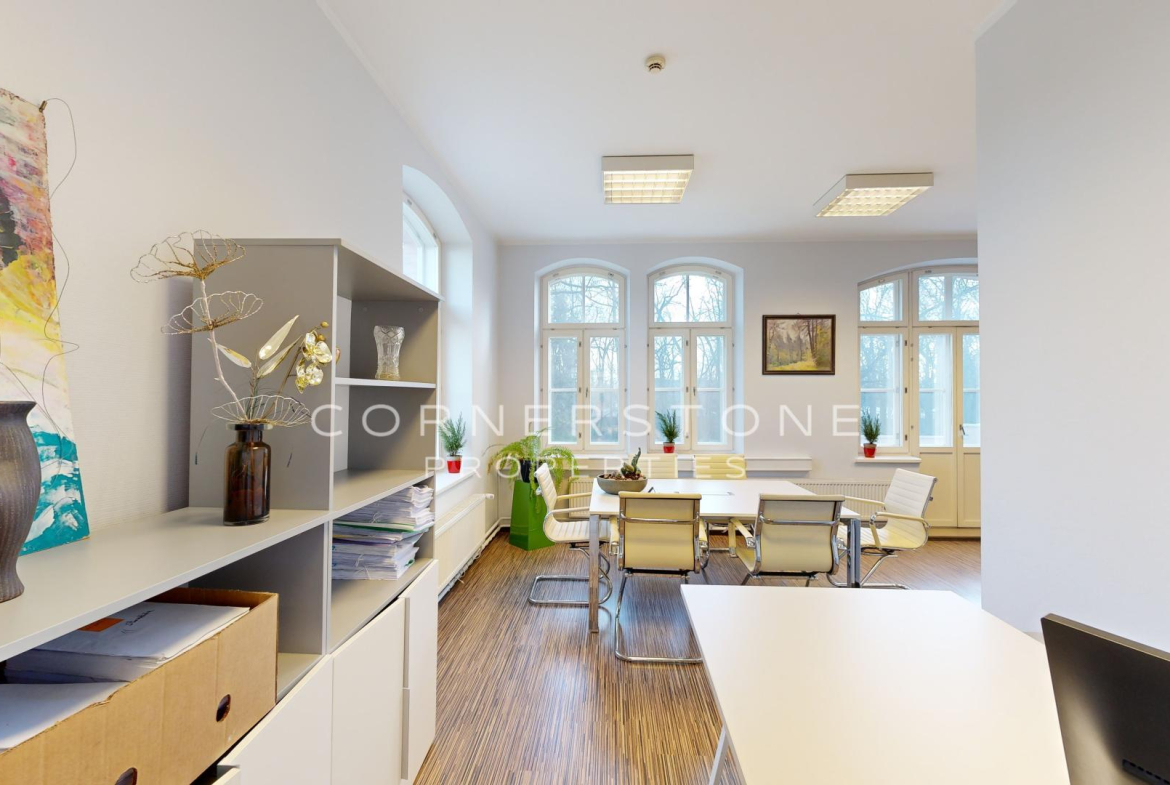 Renovēts biroju komplekss Torņkalnā