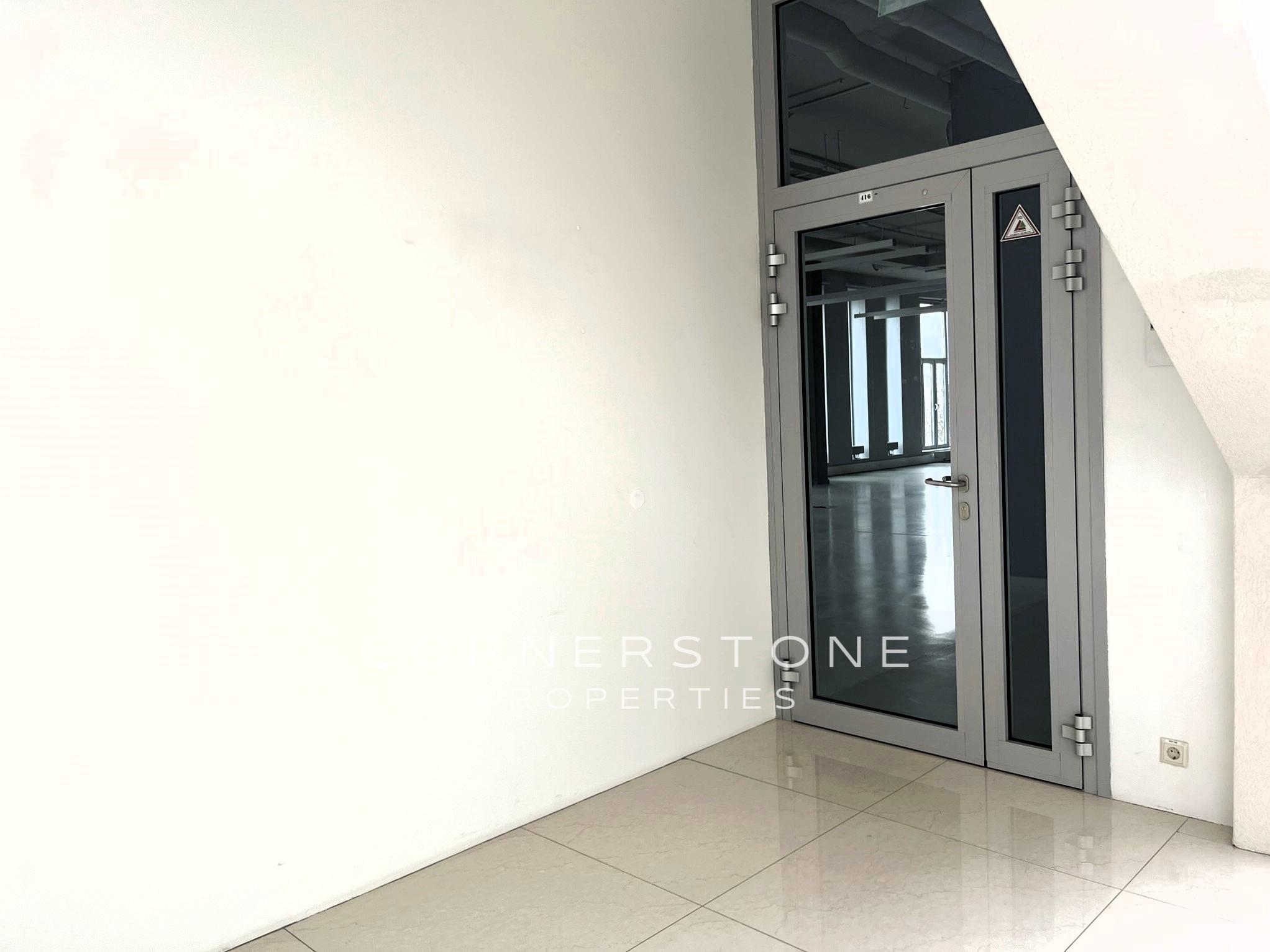 Birojs 354 m², Toma ielā 4