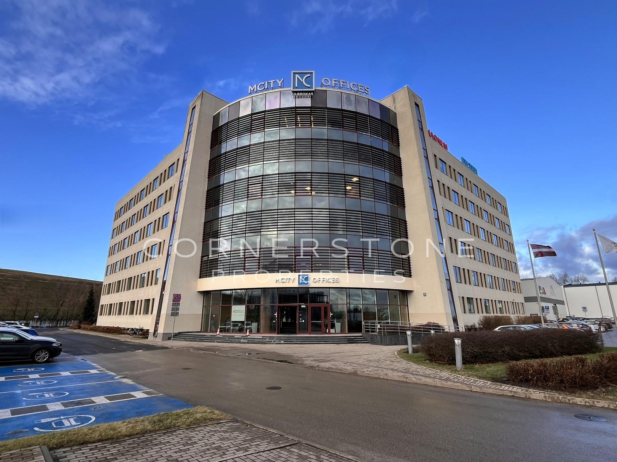 11a Biroja telpas 56 m2 Ulbrokas ielā 23