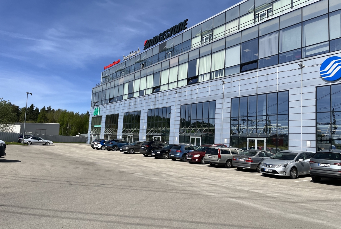 Biroja telpas 204 m2, Dzelzavas ielā 117