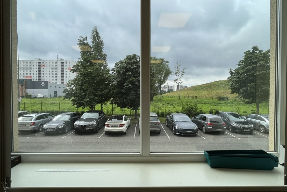 Biroja telpas 56 m2 Ulbrokas ielā 23