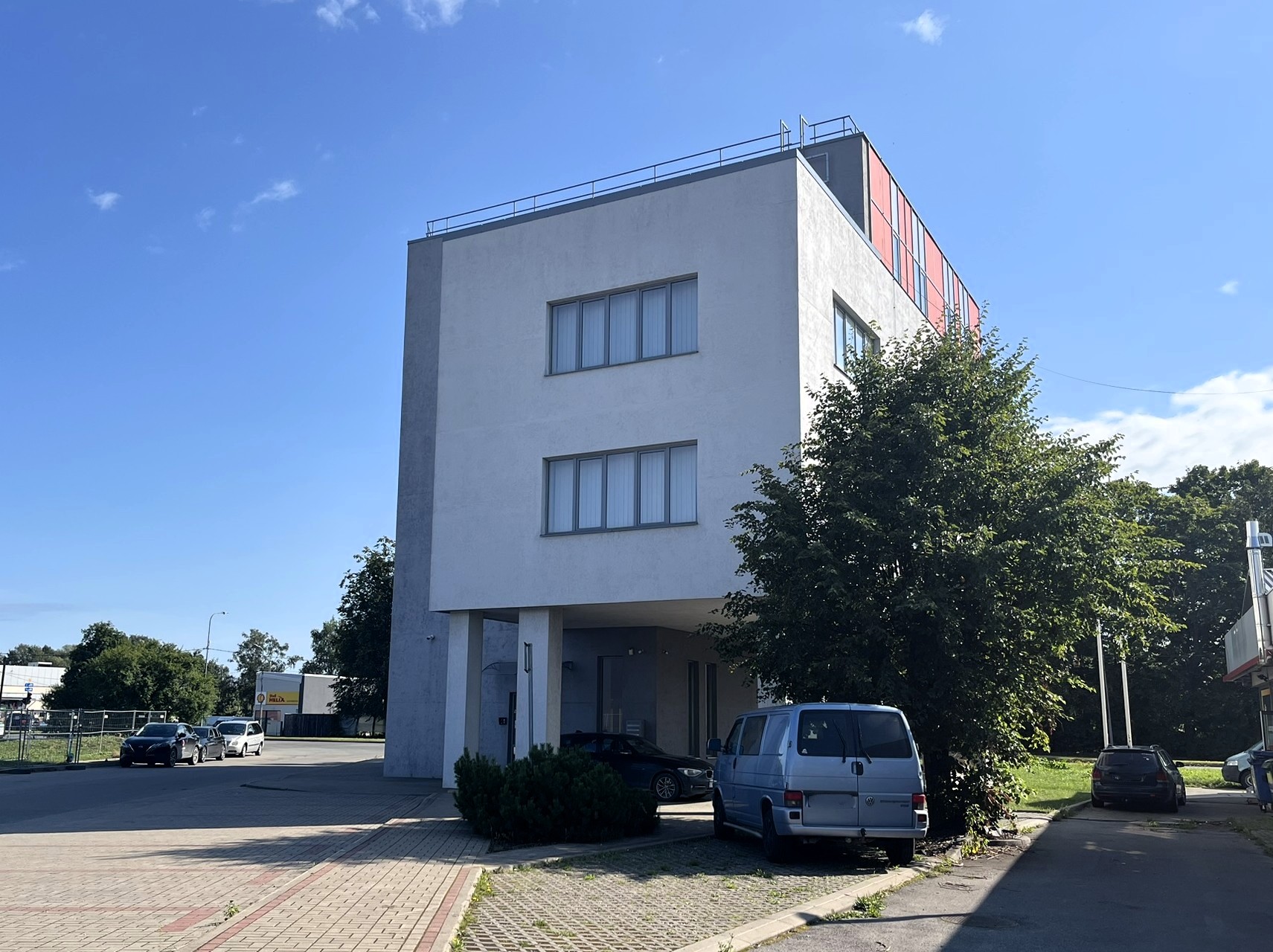 Biroju ēka Dārzciema ielā 56A