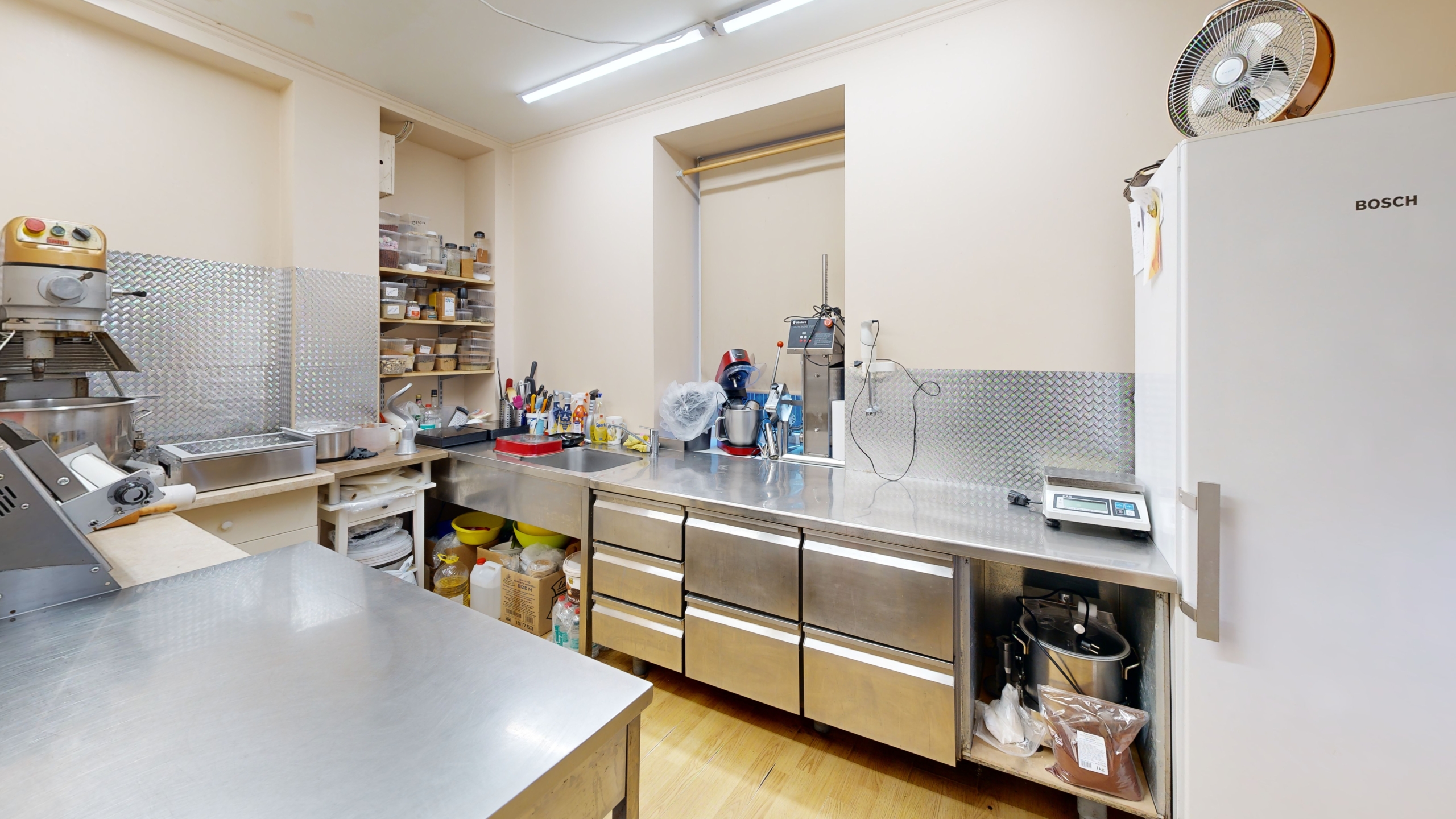 HORECA bizness Ziepniekkalnā