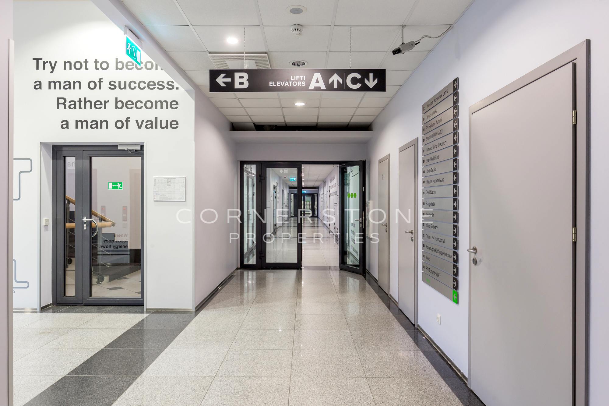 Biroja telpas 130 m2, Vienības gatvē 109
