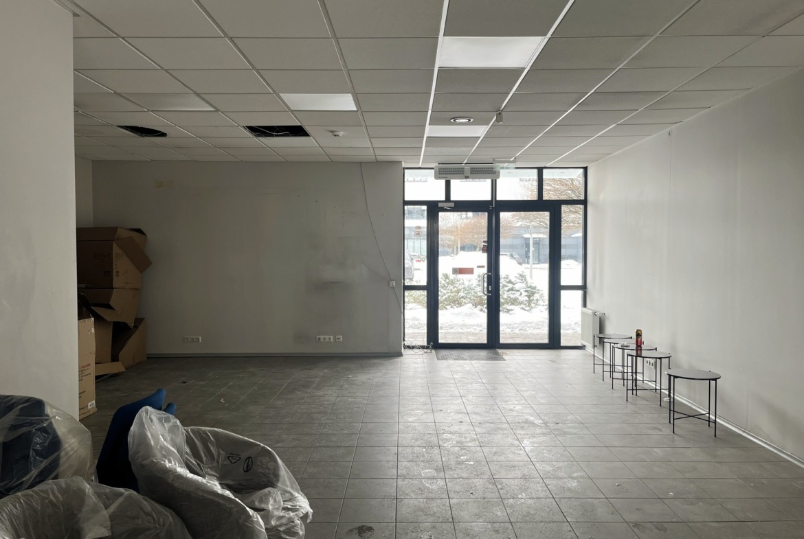 Biroja telpas 76m2 Mūkusalas Biznesa Centrā