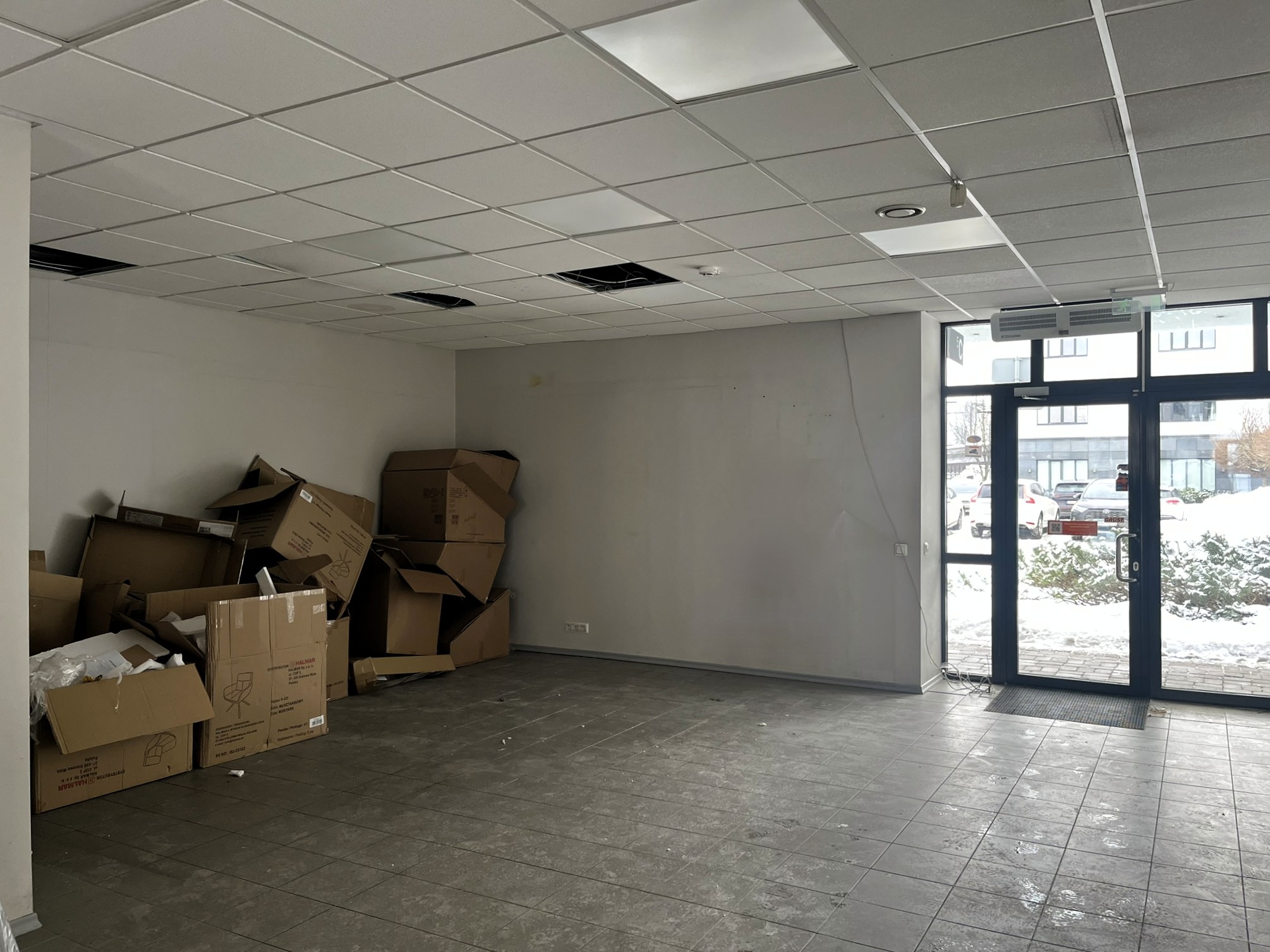 Biroja telpas 76m2 Mūkusalas Biznesa Centrā
