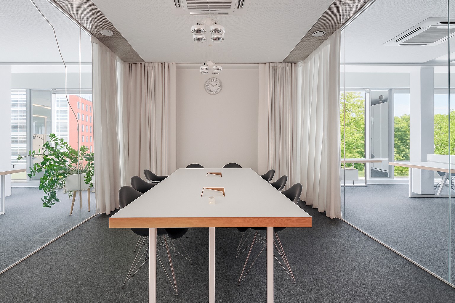 Biroja telpas 197 m2 Skanstes city