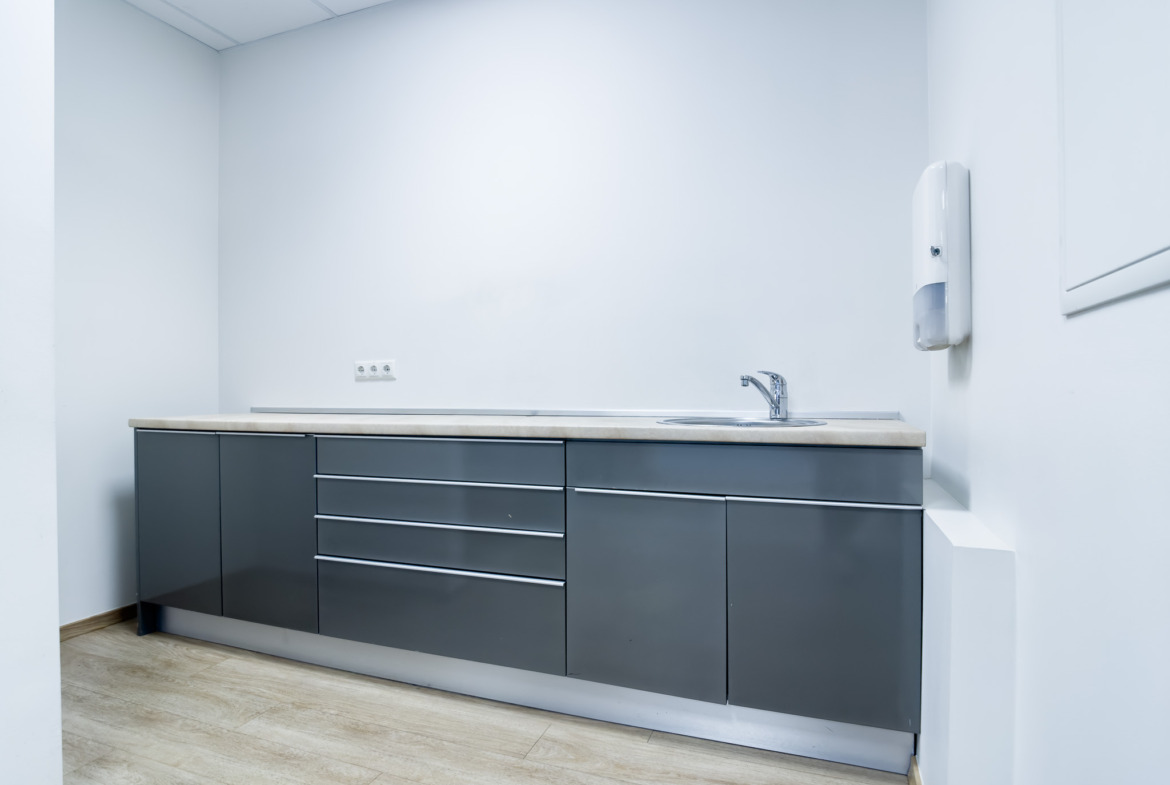 Biroja telpas 190 m2 Skanstes city