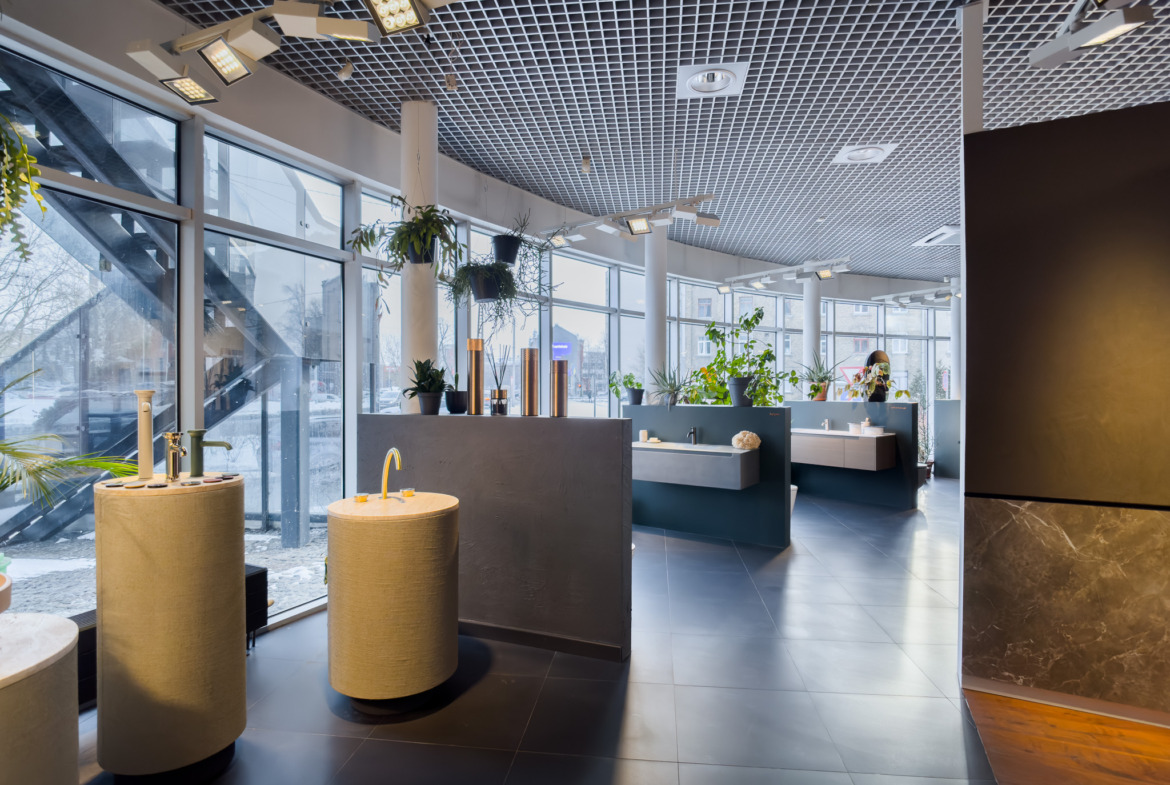 Komerctelpas 200 m2 showroom telpas Rīgā Skanstes City