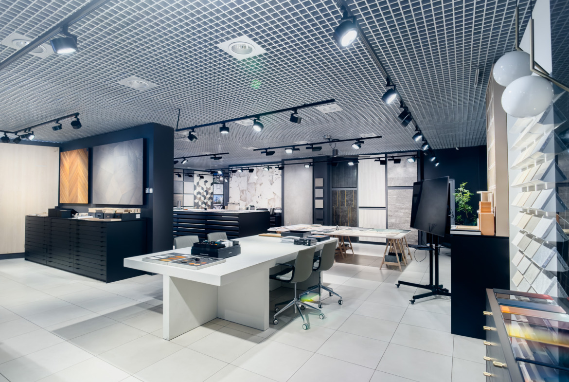Komerctelpas 200 m2 showroom telpas Rīgā Skanstes City