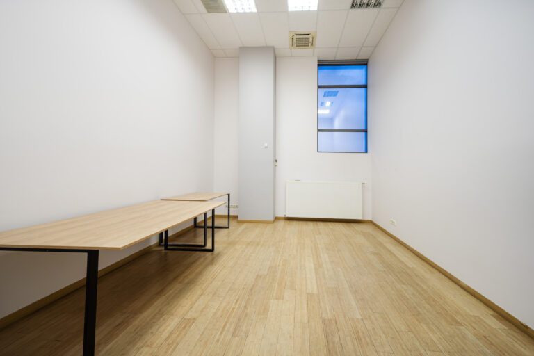 Biroju telpu noma 168m2 Uriekstes 2a
