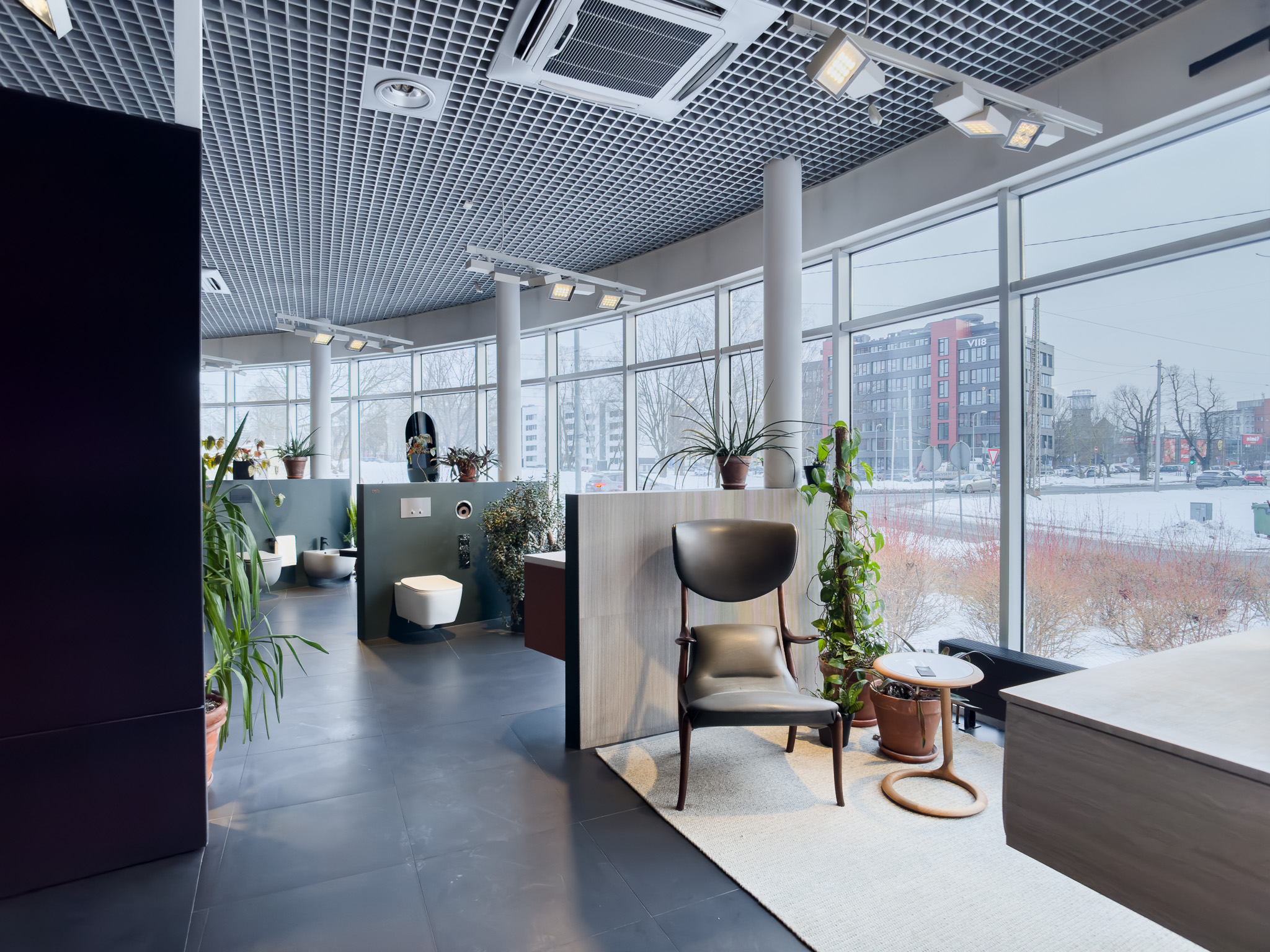 Komerctelpas 200 m2 showroom telpas Rīgā Skanstes City