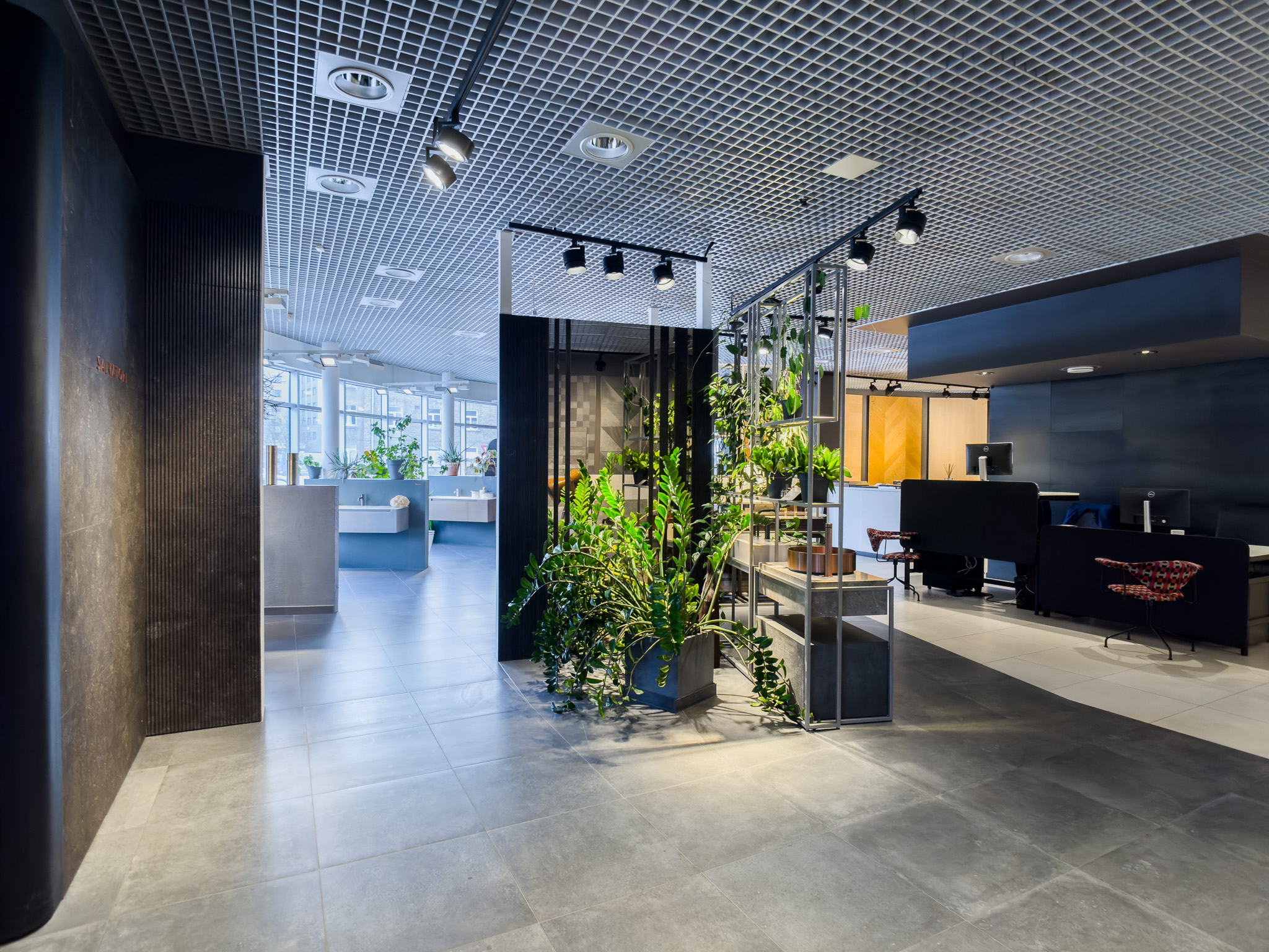 Komerctelpas 200 m2 showroom telpas Rīgā Skanstes City