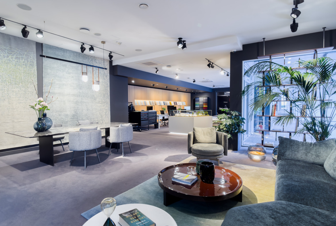 Komerctelpas 200 m2 showroom telpas Rīgā Skanstes City