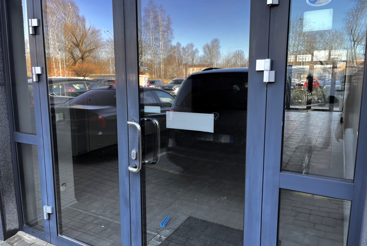 Biroja telpas 76m2 Mūkusalas Biznesa Centrā